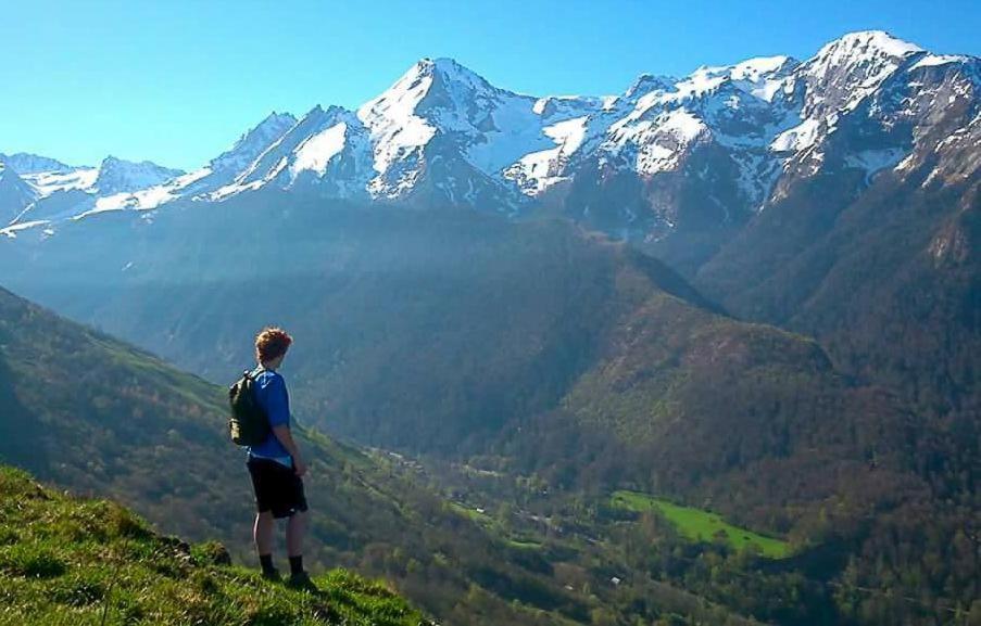 Green Bike Pyrenees Louvie Juzon Εξωτερικό φωτογραφία
